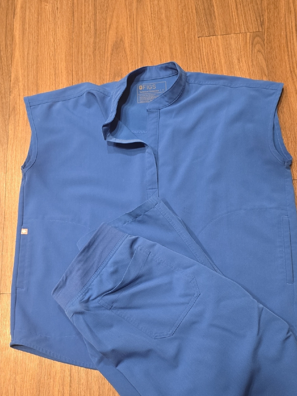 Figs Blue Short Sleeve Rafaela Scrub Top Pants